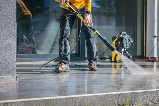 Best Driveway Pressure Washing  in Desert Hot Springs, CA